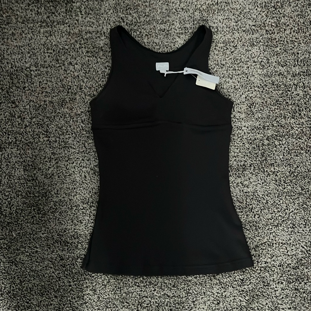 BNWT built in bra ribbed tank